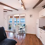 Beeindruckendes Apartment Nur 500 Meter Zum Strand Mit Meerblick, Flat-Screen Tv Auf Dem Balkon, Bbq