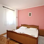 Apartments Karamarko