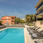 Beautiful Home With Swimming Pool And Balcony