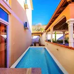 Peaceful Apartment In Dramalj With Bubble Bath