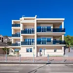 Charming Villa In Dramalj With Bubble Bath