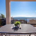 Chic Villa In Dramalj At Sea