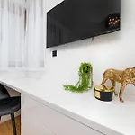 Villa Njivice Apartman Marina