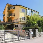 Apartmani Kraljevica