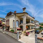 Apartments In Crikvenica 39414