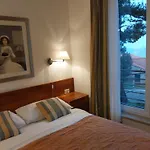 Sanpier Apartments
