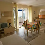 Apartment Sara On The Island Of Krk