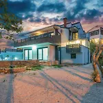 Luxe House Krk With Pool