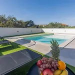 Gorgeous Home In Banjol
