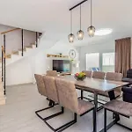 3 Bedroom Gorgeous Home In Linardici