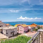 Cozy Apartment In Crikvenica With Wifi