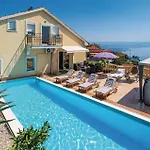 Lovely Home In Bregi With Wifi