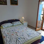 Apartments In Malinska/Insel Krk 14421