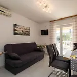 Two-Bedroom Apartment In Malinska III