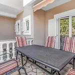 Cozy Apartment In Jadranovo With Kitchen