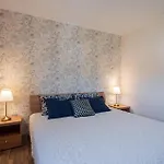 4 Bedroom Gorgeous Apartment In Porozina