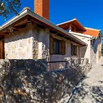 Gorgeous Home In Zgaljici With Sauna