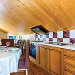 2 Bedroom Gorgeous Apartment In Novi Vinodolski
