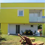 Two-Bedroom Apartment In Malinska/Insel Krk 13080