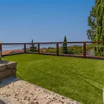 3 Bedroom Pet Friendly Home In Dramalj