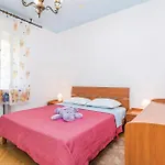 Nice Apartment In Lovran With Kitchen