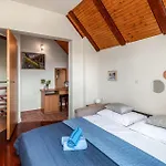 Nice Home In Ravna Gora With Wifi