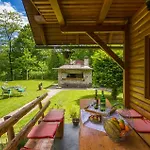 3 Bedroom Lovely Home In Blazevci