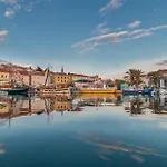 Gorgeous Apartment In Mali Losinj With Wifi