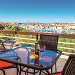 1 Bedroom Amazing Apartment In Banjol