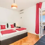 1 Bedroom Amazing Apartment In Banjol