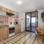 2 Bedroom Awesome Apartment In Krk