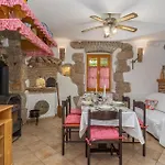 3 Bedroom Nice Apartment In Malinska