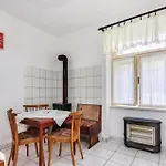 1 Bedroom Beautiful Apartment In Bakar