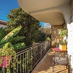 3 Bedroom Cozy Apartment In Kostrena