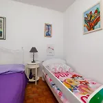House Maya