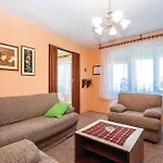 2 Bedroom Stunning Apartment In Crikvenica