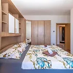 Lovely Apartment In Novi Vinodolski With Wifi