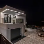 Stunning Home In Crikvenica With Jacuzzi