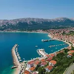 Lovely Apartment In Baska With Kitchen