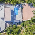 Pet Friendly Home In Smrika With Kitchen