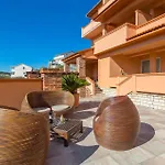 Lovely Apartment In Kampor With Swimming Pool