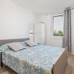 Stunning Apartment In Lovran With Kitchen