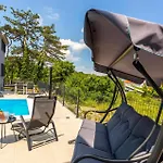 Stunning Apartment In Vrbnik With House Sea View