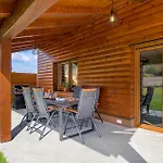 Nice Home In Tuk Vojni With House A Mountain View