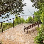 3 Bedroom Beautiful Apartment In Moscenicka Draga