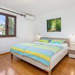 Nice Apartment In Punat With Sauna