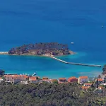 Lovely Apartment In Rab With House Sea View