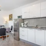 Nice Apartment In Sveti Vid-Miholjice