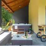 3 Bedroom Nice Home In Klana