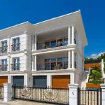 Nice Home In Crikvenica With Kitchen